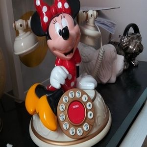 Minnie mouse phone